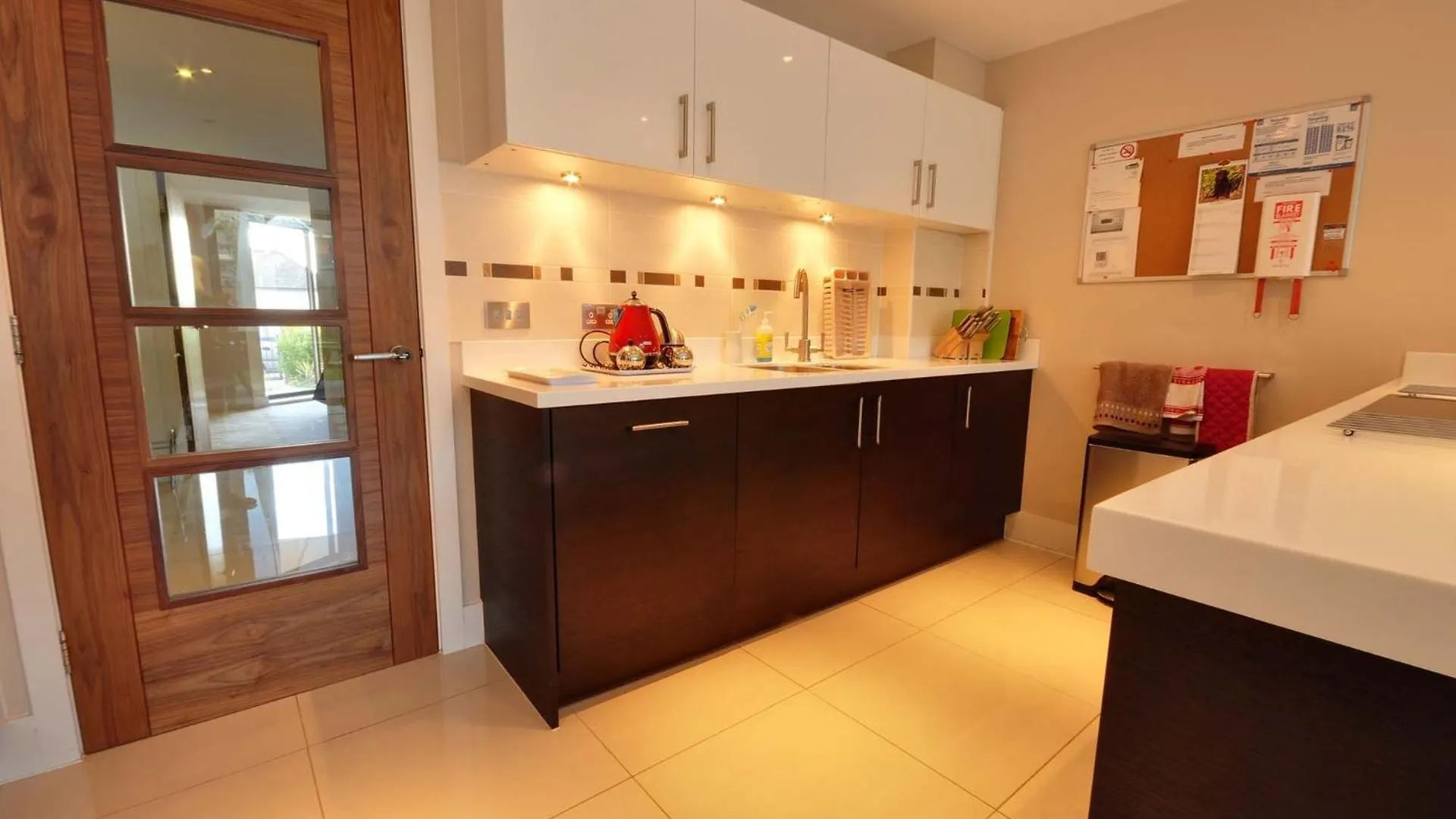 Four Bedroom Beachside Villa With Two Balconies And Garden Bournemouth Holiday home